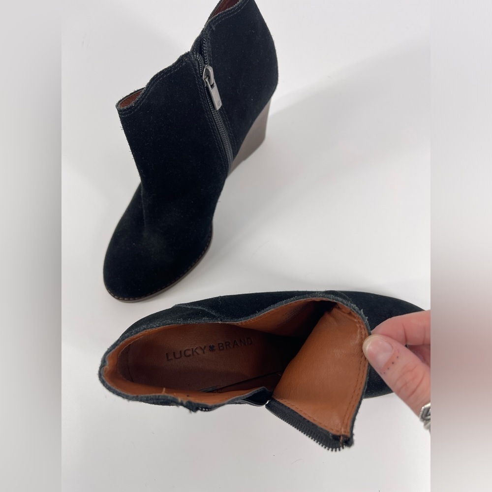 Lucky Brand New Booties! (SB9#22) - Picture 10 of 10